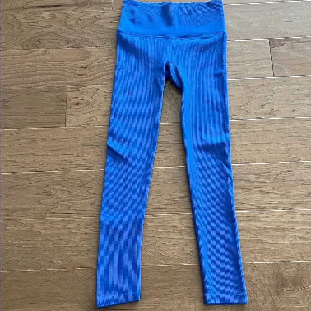 All in Motion Cobalt‎ Blue Ribbed 7/8 Leggings Small
